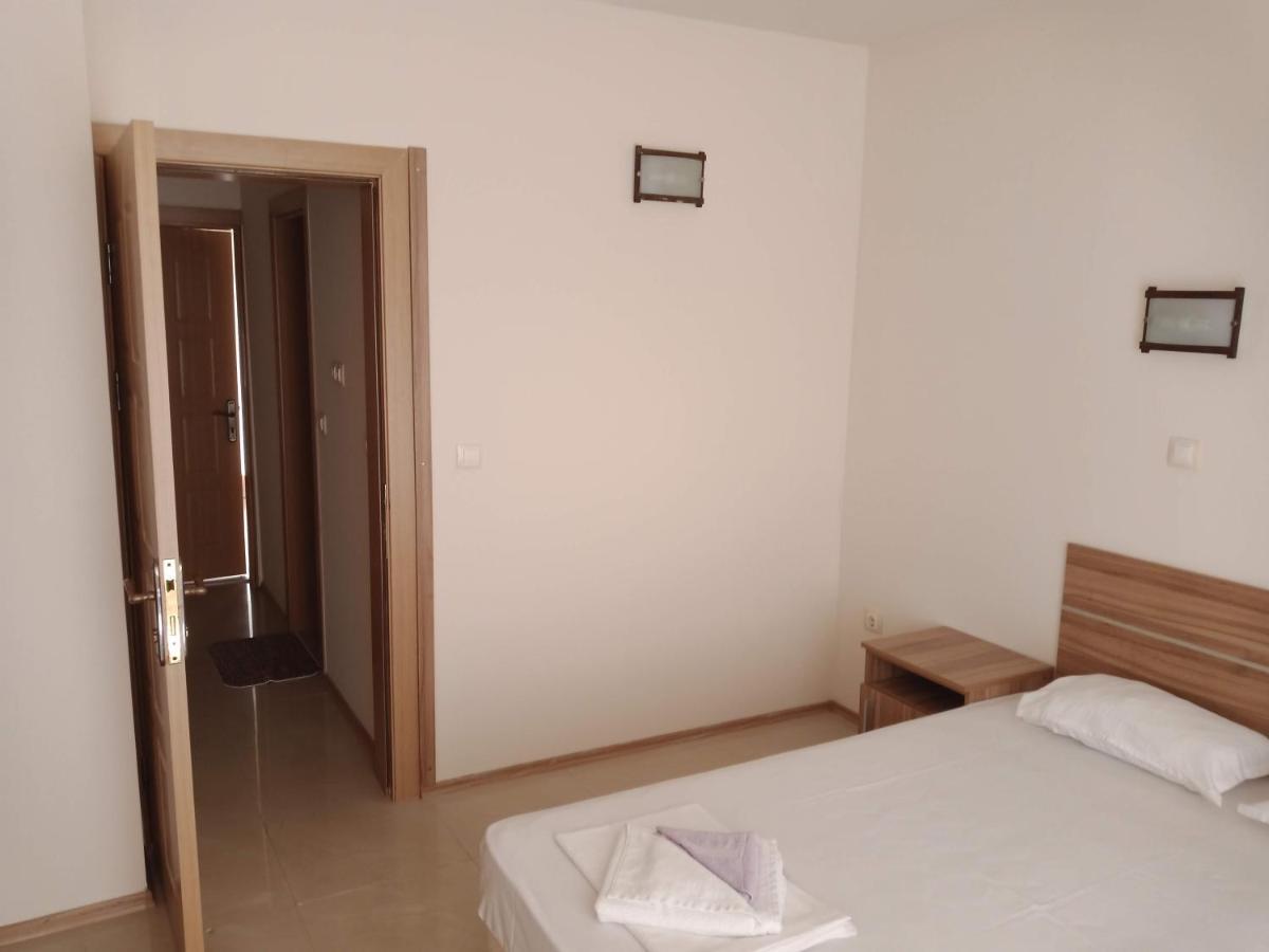 Къмпинг Градина - Garden Beach Apartments Sosopol Exterior foto